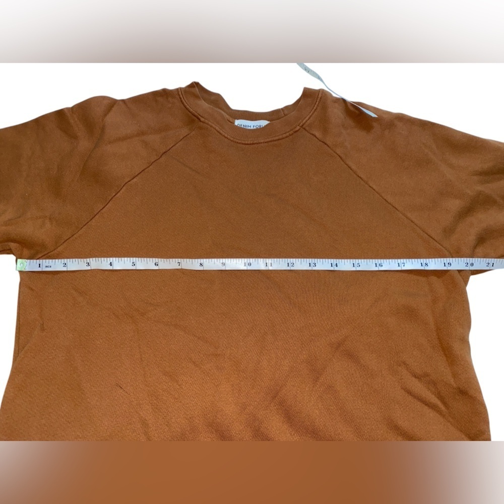 Aritizia Denim Forum - The '70s Raglan Sweatshirt - Picture 11 of 14